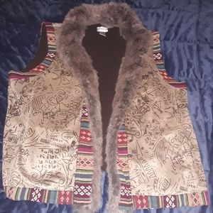 Chicos Aztec/Mexican style vest with faux fur trim